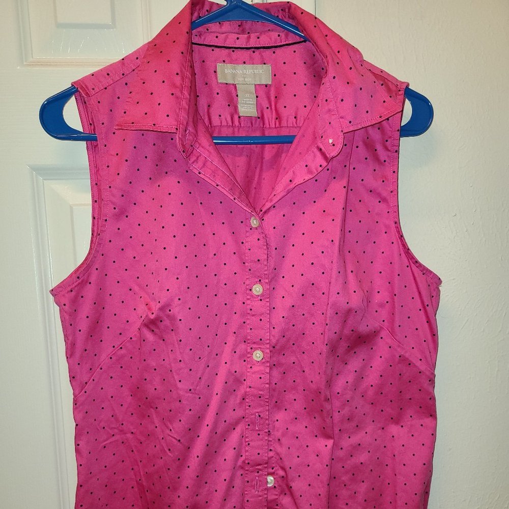 Banana Republic Tailored Sleeveless Shirt